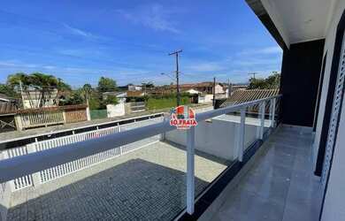 Imagem: A casa possui 2 Dormitórios, 1 Banheiro, 1 Vaga na garagem