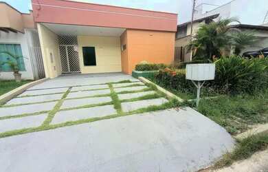 Imagem: A casa em condomínio possui 3 Dormitórios, 3 Banheiros, 4