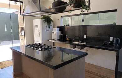 Imagem 4: Lindo sobrado no Residencial Villa Suíça