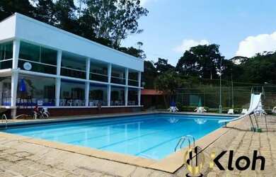 Imagem: A casa em condomínio possui 3 Dormitórios, 3 Banheiros, 5