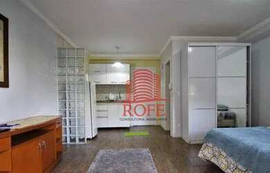 Imagem: A kitnet possui 1 Dormitório, 1 Banheiro, 1 Vaga na garagem