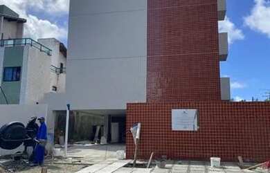 Imagem: O apartamento possui 1 Dormitório, 1 Banheiro, 1 Vaga na garagem