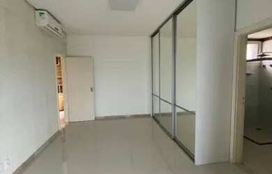 Imagem: O apartamento possui 5 Dormitórios, 5 Banheiros, 3 Vagas na