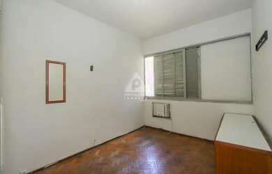 Imagem 13: 3 Quartos- Flamengo. 105m² de Área, 2 Banheirose3 Dormitórios