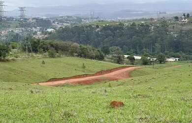 Imagem: O terreno possui 360m² de Área e está localizado em Centro