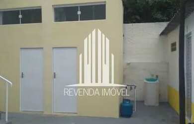 Imagem 2: Galpão à venda na Vila Alexandria com 330m² 5 salas 4 banheiros 4 vagas