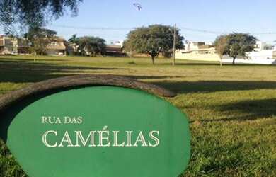 Imagem: O terreno possui 660m² de Área e está localizado em Jardim