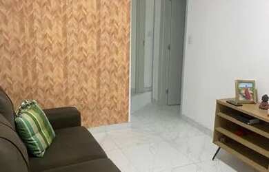 Imagem: O apartamento possui 2 Dormitórios, 1 Banheiro, 2 Vagas na