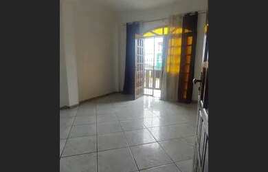 Imagem: A casa possui 4 Dormitórios, 5 Banheiros, 3 Vagas na garagem