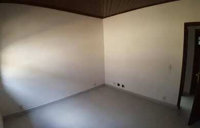 Imagem 9: SOBRADO GEMINADO EM CONDOMÍNIO FECHADO, PISCINA, GARAGEM LIVRE