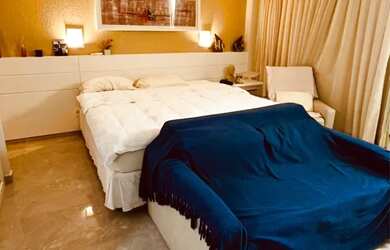 Imagem: O apartamento possui 1 Dormitório, 2 Banheiros, 1 Vaga na garagem