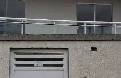 Imagem: A casa possui 2 Dormitórios, 3 Banheiros, 1 Vaga na garagem