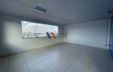 Imagem 5: Andar comercial sofisticado, disponível para locação em bairro próximo...