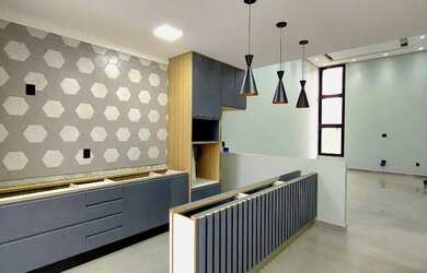 Imagem: A casa em condomínio possui 3 Dormitórios, 3 Banheiros, 2