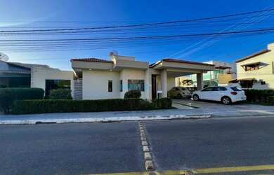 Imagem: A casa em condomínio possui 3 Dormitórios, 4 Banheiros, 2