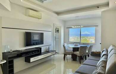 Imagem: O apartamento possui 2 Dormitórios, 2 Banheiros, 1 Vaga na