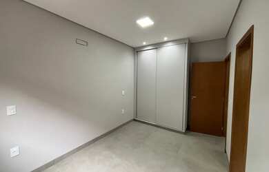 Imagem 9: Casa recém finalizada no condomínio Portal da Mata