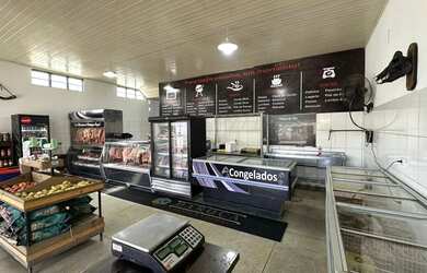 Imagem: O depósito está localizado em Abadia de Goiás, GO à venda