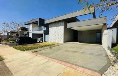 Imagem: O apartamento possui 3 Dormitórios, 4 Banheiros, 4 Vagas na