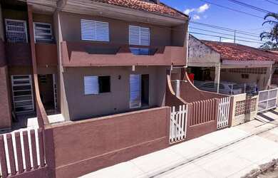 Imagem: O apartamento possui 3 Dormitórios, 2 Banheiros, 1 Vaga na