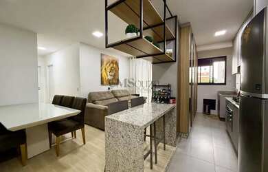 Imagem: O apartamento possui 2 Dormitórios, 1 Banheiro, 2 Vagas na