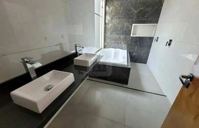 Imagem 15: Casa para locação e venda no bairro Novo Mundo