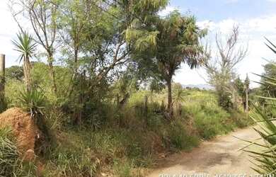 Imagem: O terreno possui 5.264m² de Área e está localizado em Chácara