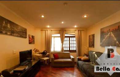 Imagem: O depósito possui 4 Vagas na garagem, 183m² de Área e está