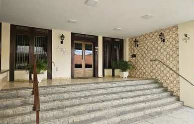 Imagem: O apartamento possui 1 Dormitório, 1 Banheiro, 1 Vaga na garagem