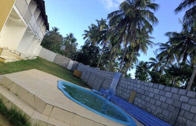 Imagem: A casa em condomínio possui 3 Dormitórios, 2 Banheiros, 2