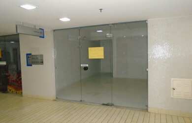 Imagem: O depósito possui 1 Vaga na garagem, 33m² de Área e está