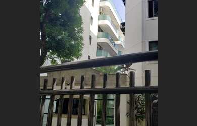 Imagem: O apartamento possui 3 Dormitórios, 3 Banheiros, 2 Vagas na