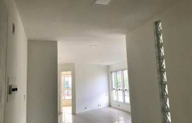 Imagem: O depósito possui 1 Vaga na garagem, 108m² de Área e está