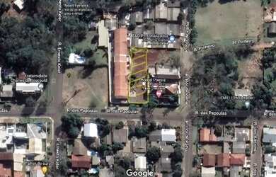 Imagem: O terreno possui 930m² de Área e está localizado em Bourbon