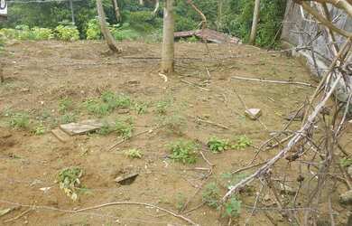 Imagem: O terreno possui 300m² de Área e está localizado em Aldeia