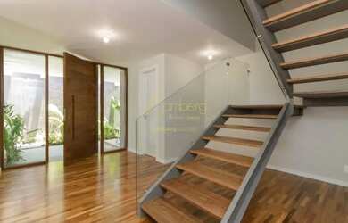 Imagem 5: Sobrado de Alto Padrão de 371m² AU Maravilhoso de 4 suítes no Alto...