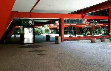 Imagem: O depósito possui 1 Vaga na garagem, 35m² de Área e está