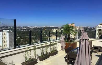 Imagem: O apartamento na cobertura possui 3 Dormitórios, 4 Banheiros