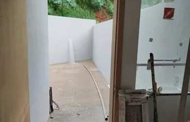 Imagem: A casa possui 2 Dormitórios, 1 Banheiro, 70m² de Área e