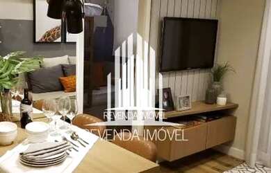 Imagem: O apartamento possui 2 Dormitórios, 1 Banheiro, 1 Vaga na garagem