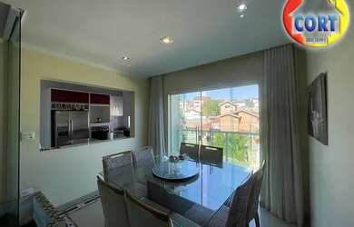 Imagem 9: Casa para venda com piscina no condomínio Country Club em Arujá