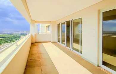 Imagem: O apartamento possui 4 Dormitórios, 5 Banheiros, 5 Vagas na