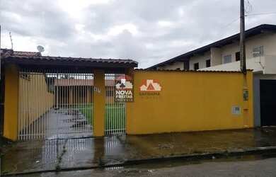 Imagem: A casa possui 2 Dormitórios, 1 Banheiro, 5 Vagas na garagem