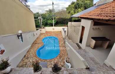 Imagem: A casa possui 3 Dormitórios, 2 Banheiros, 109m² de Área e