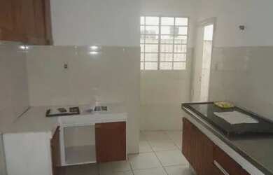 Imagem: A casa possui 2 Dormitórios, 2 Banheiros, 69m² de Área e