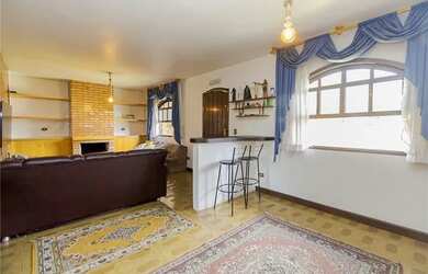 Imagem: A casa possui 5 Dormitórios, 4 Banheiros, 157m² de Área e