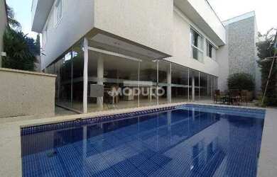 Imagem: A casa em condomínio possui 3 Dormitórios, 4 Banheiros, 2