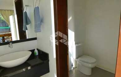 Imagem 8: Casa a venda. Churrasqueira, Ar-condicionado, 305-0m² de Áreae2 Vagas...