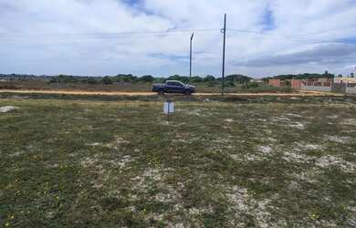 Imagem: O terreno à venda possui e está localizado em Estância