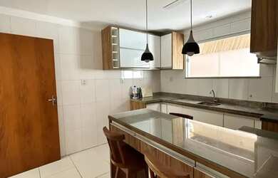 Imagem 3: Casa 4/4 com planejados no condomínio Portão do Sol em Buraquinho